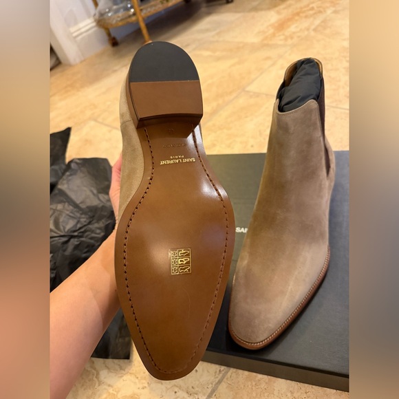 Saint Laurent Wyatt - Picture 1 of 5